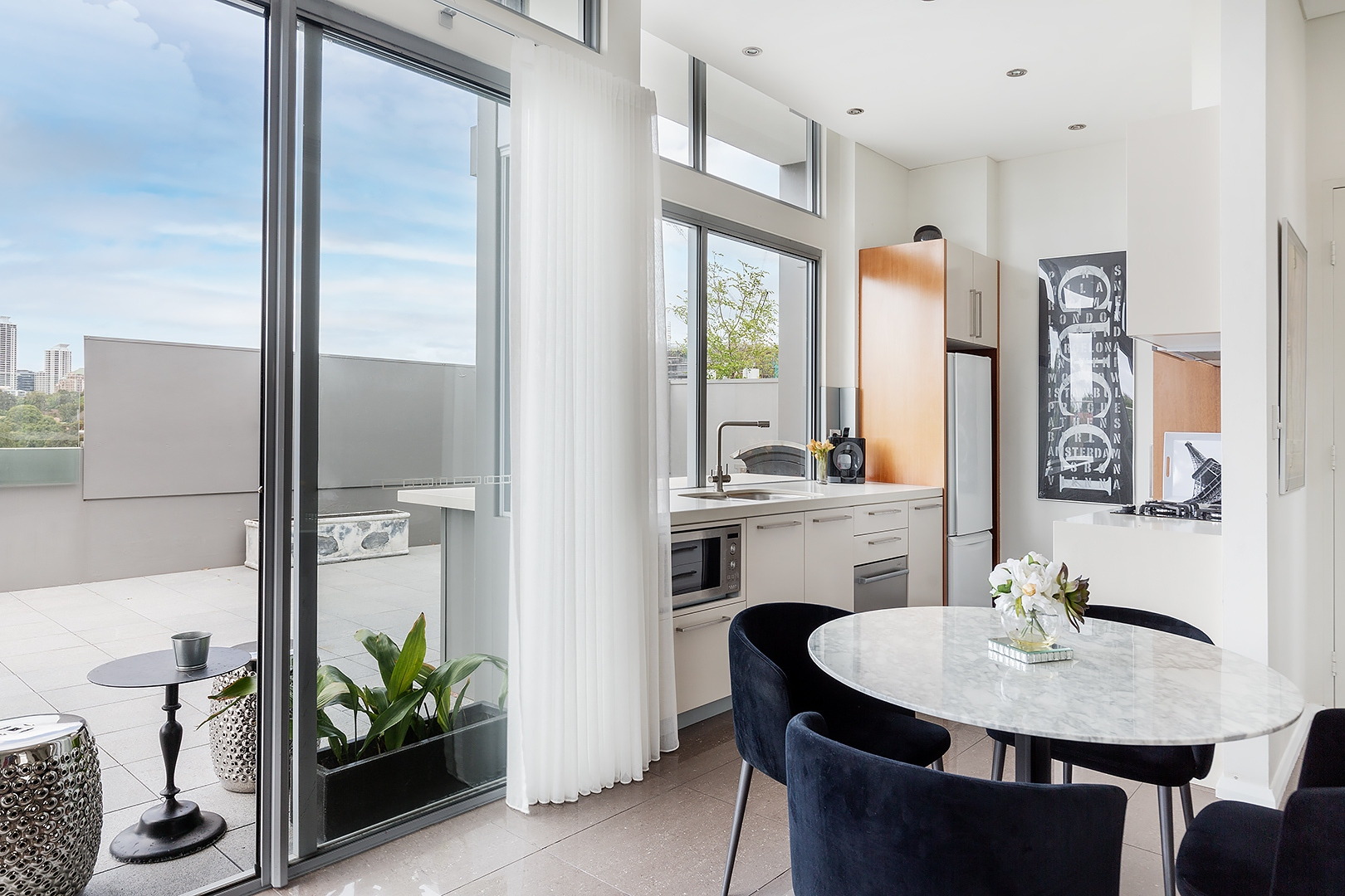 Apartment Leased Willoughby