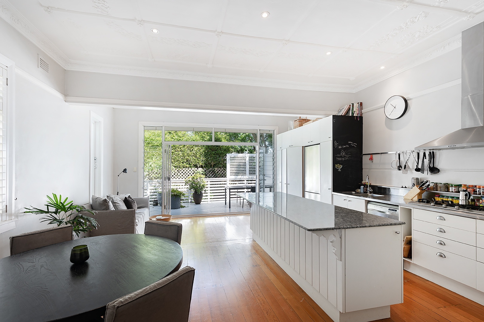 House Leased Fairlight