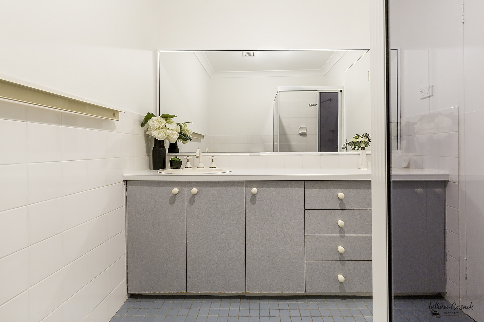 Unit Leased Fairlight